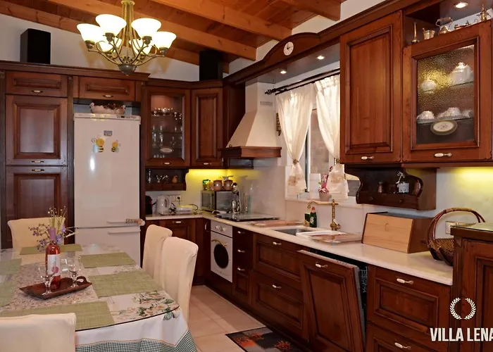 Lena - ανδροσ *