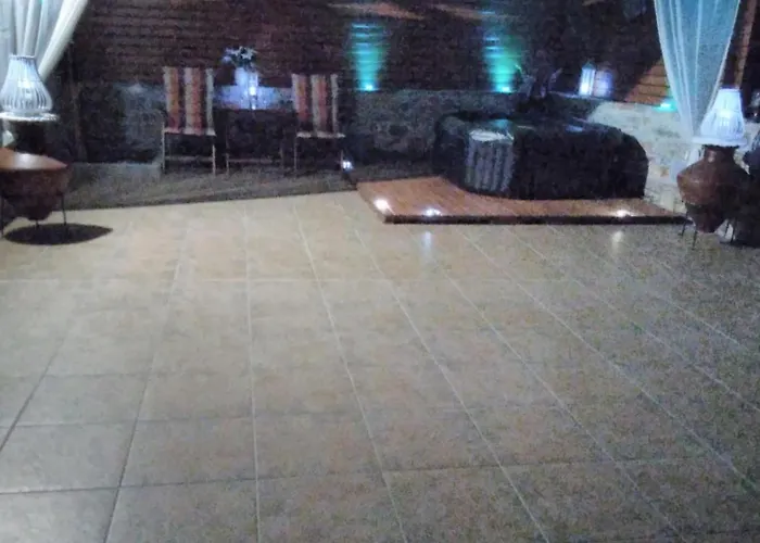 Lena - ανδροσ Katakilos