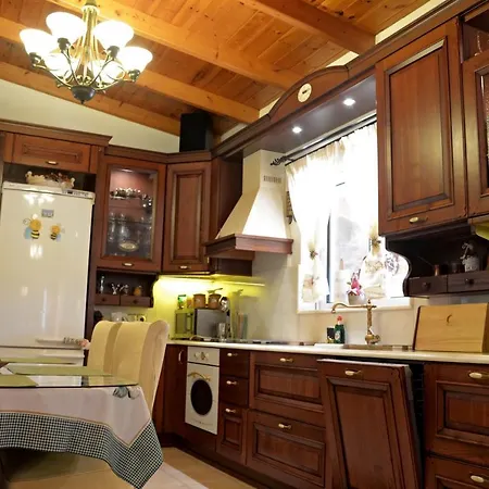 Lena - ανδροσ וילה *